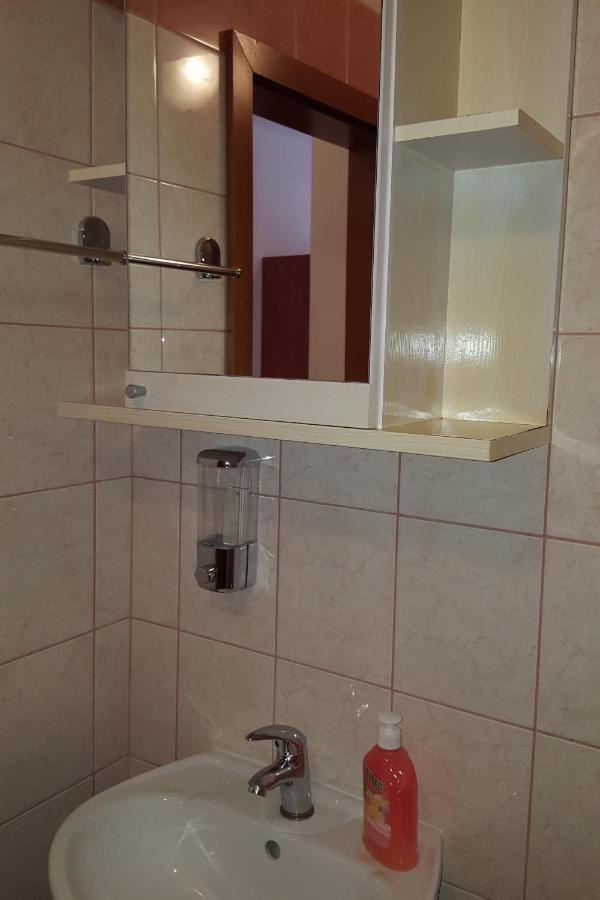 Apartments With A Parking Space Gradac, Makarska - 11332 Градац Екстериор снимка
