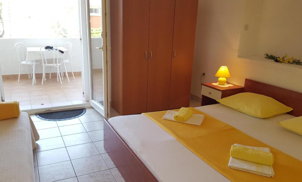 Apartments With A Parking Space Gradac, Makarska - 11332 Градац Екстериор снимка