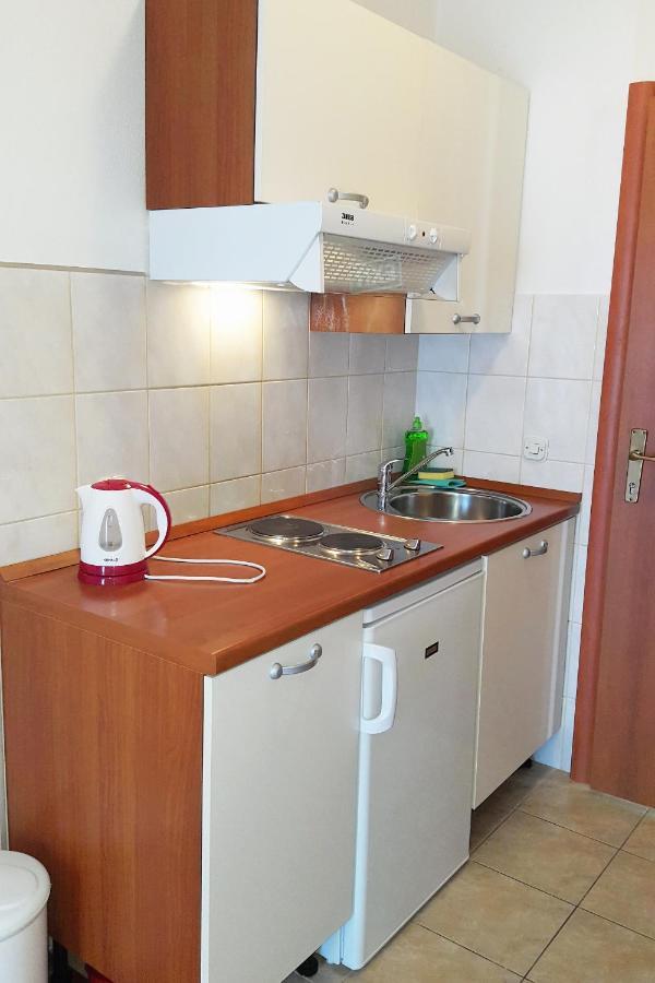 Apartments With A Parking Space Gradac, Makarska - 11332 Градац Екстериор снимка